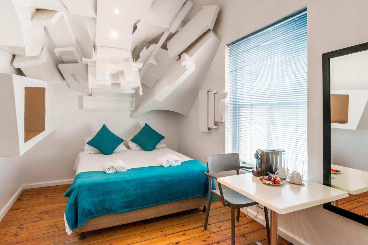 Daddy Long Legs Art Hotel Cape Town Exterior photo
