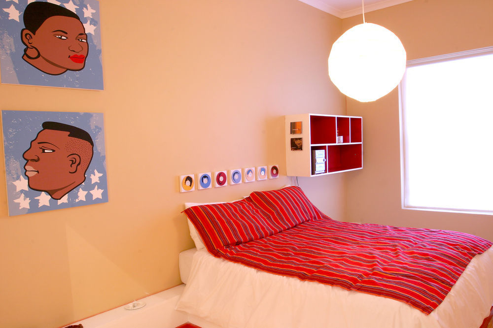 Daddy Long Legs Art Hotel Cape Town Exterior photo