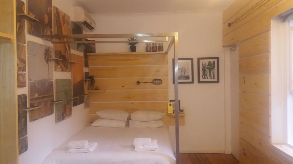 Daddy Long Legs Art Hotel Cape Town Exterior photo